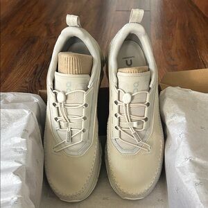 On Running mens Cloud Away 2 in sz 11 NWT